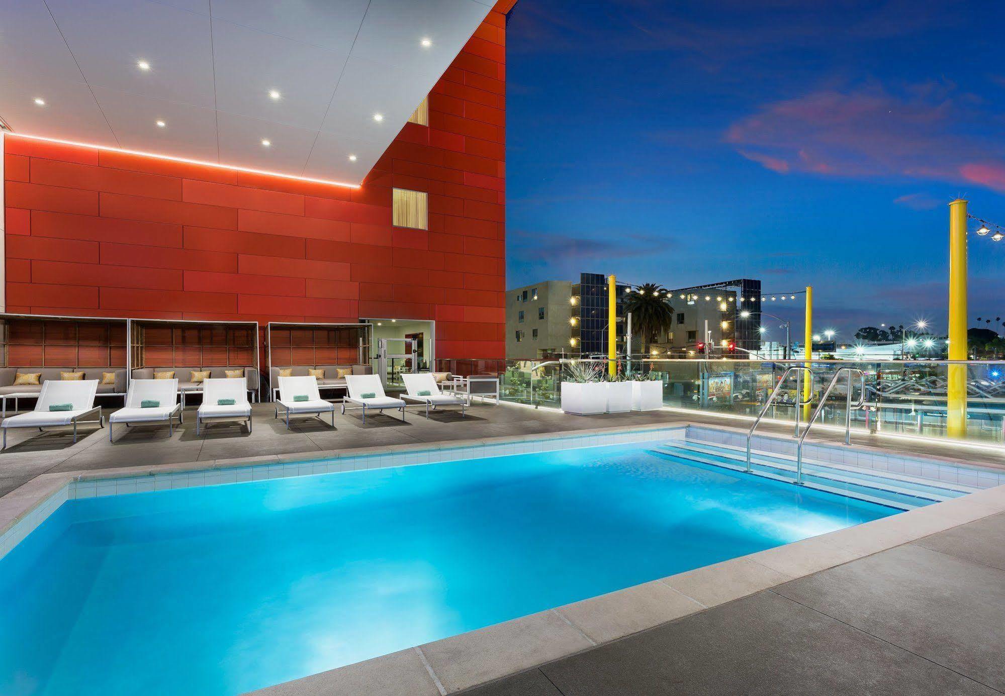 מלון לוס אנג'לס Courtyard By Marriott Santa Monica מראה חיצוני תמונה